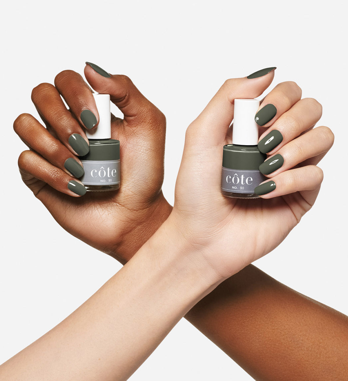 How to Achieve the Perfect Sage Green Nails with Acrylics - A Vogue Gu –  RainyRoses